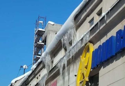 Oprez: Komunalna policija Bijeljina upozorava na obavezu uklanjanja ledenica