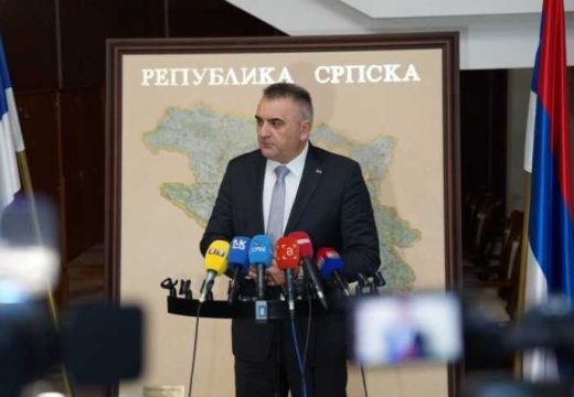 Mediji saznaju: Savo Minić vraća mandat?