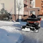 RS: Srđan Ilić pomaže komunalcima i uveseljava djecu (Video)