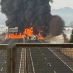 Težak udes u Sloveniji: Vozila u plamenu, saobraćaj u prekidu (Video)