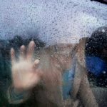 Savjeti: Jeftina namirnica koja izvlači vlagu iz auta i pomaže kod magljenja prozora