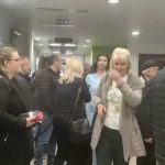 “Namjerno to rade, da nas otjeraju kod privatnika”: Krkljanac u laboratoriji UKC, pacijenti čekaju satima i ne dođu na red (Video)