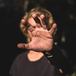 Tukla muža i prijetila mu zbog 50 maraka: Osuđena žena iz Doboja