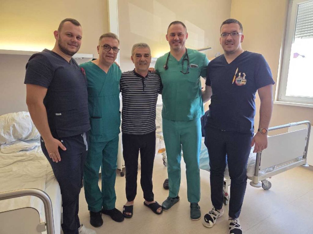 Bolnica Bijeljina: Teške koronarne bolesti riješene bez „noža“ – veliki benefit za pacijente