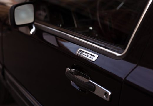 Renault 5 prešao samo 12 km: Kupila ga, pa od straha zaključala (Foto)