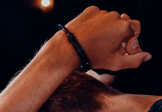 Drama u Policijskoj stanici Derventa: Povrijeđen policajac, uhapšene dvije osobe