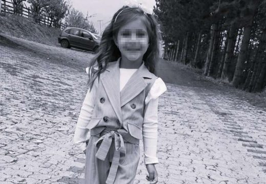 “Rekli su mi da idem taksijem”: Potresne riječi majke djevojčice (4) koja je preminula nakon operacije krajnika
