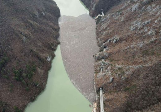 Ekologija: Tone otpada iz Drine završavaju u Višegradu