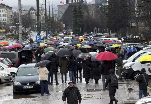 Sarajevo: Građani se razišli, novo okupljanje sutra
