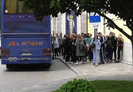 Srpska: Strani turistički vodiči bez licence kradu posao i krše zakon