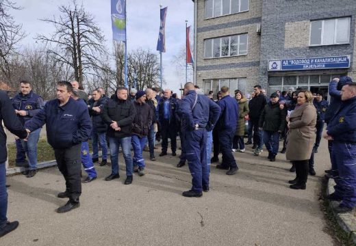 Štrajk upozorenja u bijeljinskom „Vodovodu“ A.D :Ponovo se traži povećanja cijene vode za piće