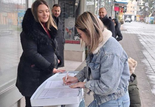 Bijeljina: Potpisivanje peticije za povećanje subvencije za boravak djece u privatnim vrtićima