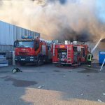 Vatrogasci se još bore sa vatrenom stihijom: U požaru u Brčkom povrijeđeno 8 radnika, svi priključeni na kiseonik