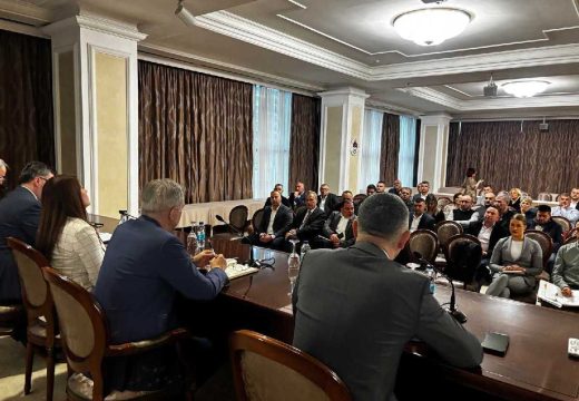 Održan sastanak o pitanjima tržišta svinjskog mesa: Kuzmićeva poručila – ostajemo partneri proizvođačima