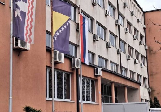 Kad prozivaš, prozivaj s argumentima: Kuća se ne gradi od krova, već od temelja