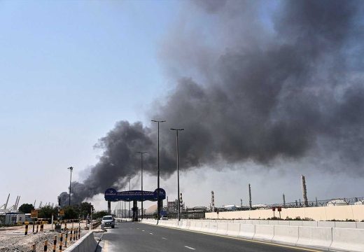 Haos u Persijskom zalivu: Eksplozije u Dubaiju, mete američke i izraelske baze (Video)