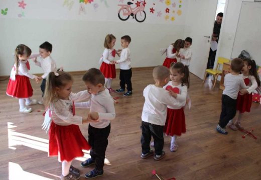 Lopare: U vrtićima održane priredbe povodom 8. marta