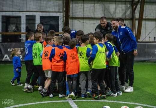 FK Radnik: Plava porodica na okupu! (Foto)