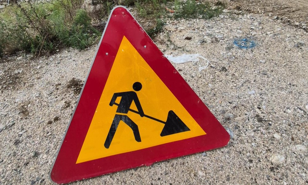 AMS RS o stanju na putevima: Kolovozi mjestimično vlažni, radovi na brojnim dionicama