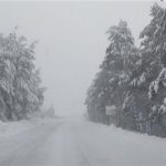 Snijeg pravi probleme: U prekidu saobraćaj za teretna vozila preko Romanije i Han Pogleda