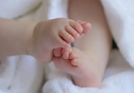 Šta je uzrok SIDS-a: Sindrom iznenadne smrti bebe