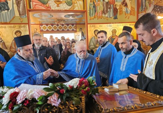 Ugljevik: Doček čudotvorne ikone Presvete Bogorodice u manastiru Svetog Aleksandra Nevskog