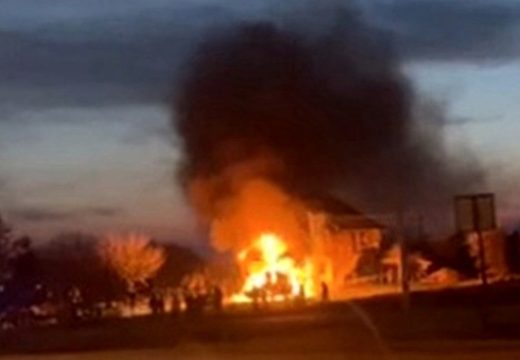 Detalji požara u Bijeljini: Vatra progutala dva pomoćna objekta