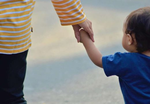 Za izdržavanje djeteta 229 KM: Konačno zakon koji će natjerati nesavjesne roditelje da plaćaju alimentaciju