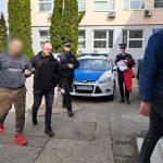 Zaplijenjeno oko 650 grama droge: Uhapšeni u akciji “Kurjak” sproveden u tužilaštvo u Doboju (Foto)