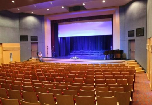 „Reci naglas“ u Gradskom pozorištu „Semberija“: Konferencija za medije 19. marta o konkursu