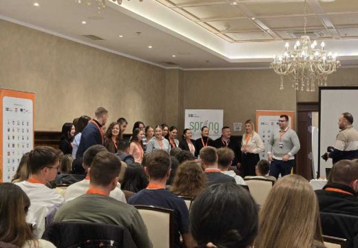 Dvodnevni trening: Omladinska banja Lopare spremna za nove projekte