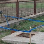 Drama u Travniku: Beba upala u šaht, prebačena u bolnicu