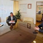 O aktuelnim mjerama podsticaja: Ministar poljoprvirede na sastanku sa načelnikom opštine Petrovo