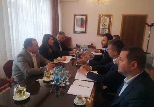 Prijedor: U toku sastanak ministra poljoprivrede sa gradonačelnikom