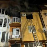 Izgorio stan u Tesliću: Evakuisano deset stanara, među njima i djeca