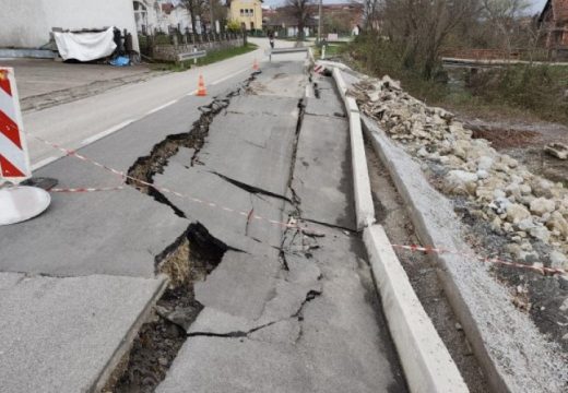 Oprez: Odron na regionalnom putu Kozarac – Mrakovica (Video)