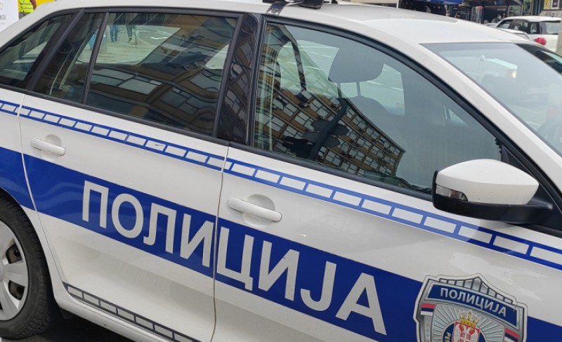 Teška nesreća na putu Zvornik-Bijeljina: Dvije osobe povrijeđene u sudaru “pasata” i “audija”