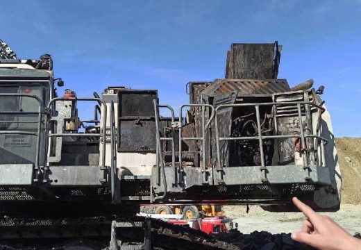 Incident u RiTE Ugljevik: Izbio požar na bageru, radnici spriječili širenje vatre