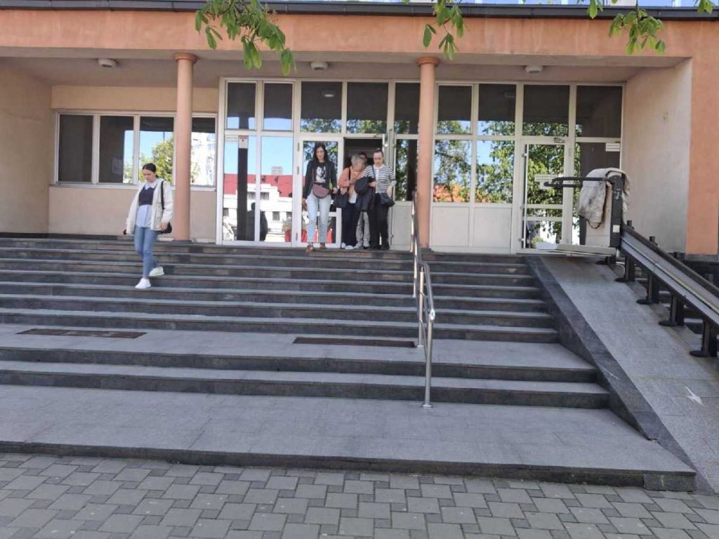 Okružni sud u Bijeljini:  Odgođeno izricanje presude za ubistvo navijača