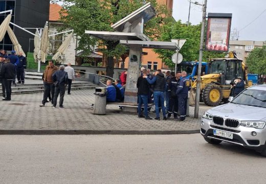 Vodovod pred odbornicima: Vozila kao argument, radnici u mirnom protestu (Foto)