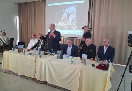 Predstavljena knjiga Nenada Kuzmanovića: Nebo ostaje – krst i padobran