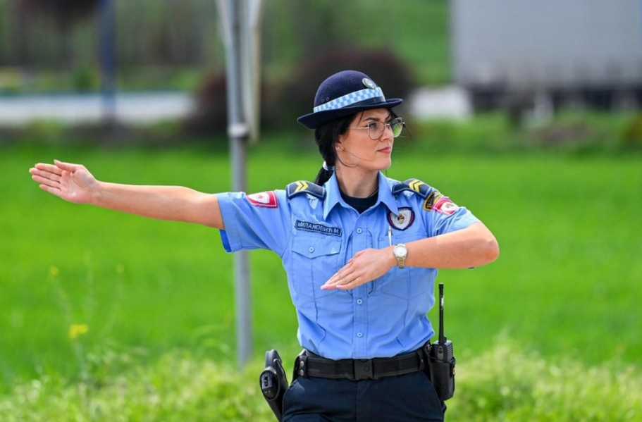 Policija: Danas obustava saobraćaja u Semberiji zbog biciklističke trke