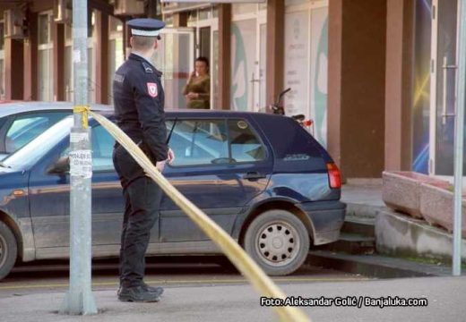 Detalji drame u Tesliću: Poznato ko je pucao iz gasnog pištolja na dvojicu sugrađana