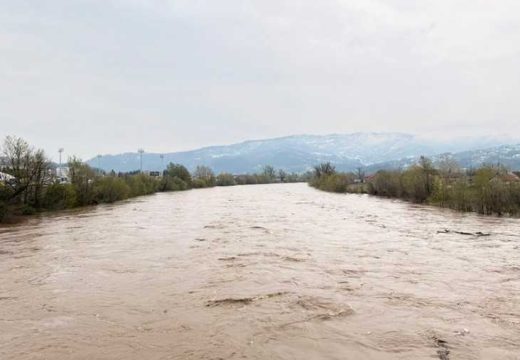 Posebno upozorenje: Nagli rast rijeke Bosne, sa tendencijom daljeg rasta