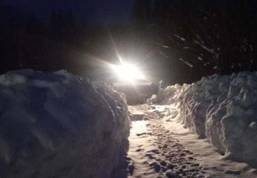 Noćna bitka na Kozari: Vojska pod reflektorima probija snježne nanose