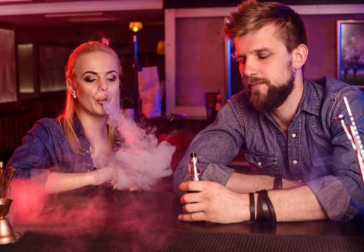 Šokantni rezultati studije: Vejping vjerovatno izaziva rak pluća i usne duplje