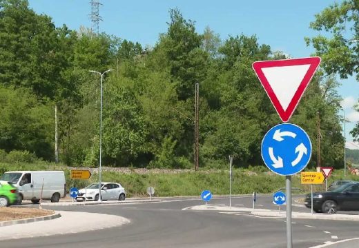 Uloženo 850.000 KM: Novi kružni tok u Čelincu otvoren za saobraćaj