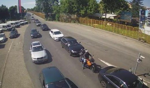 Vozači ogorčeni zbog kolona u Gradišci: „Ovo je sramota za državu“ (Video)