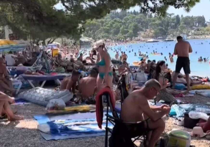 plaži