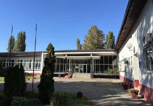 Profesor polno uznemiravao učenicu: Bijeljinska škola se hitno oglasila nakon policijske akcije